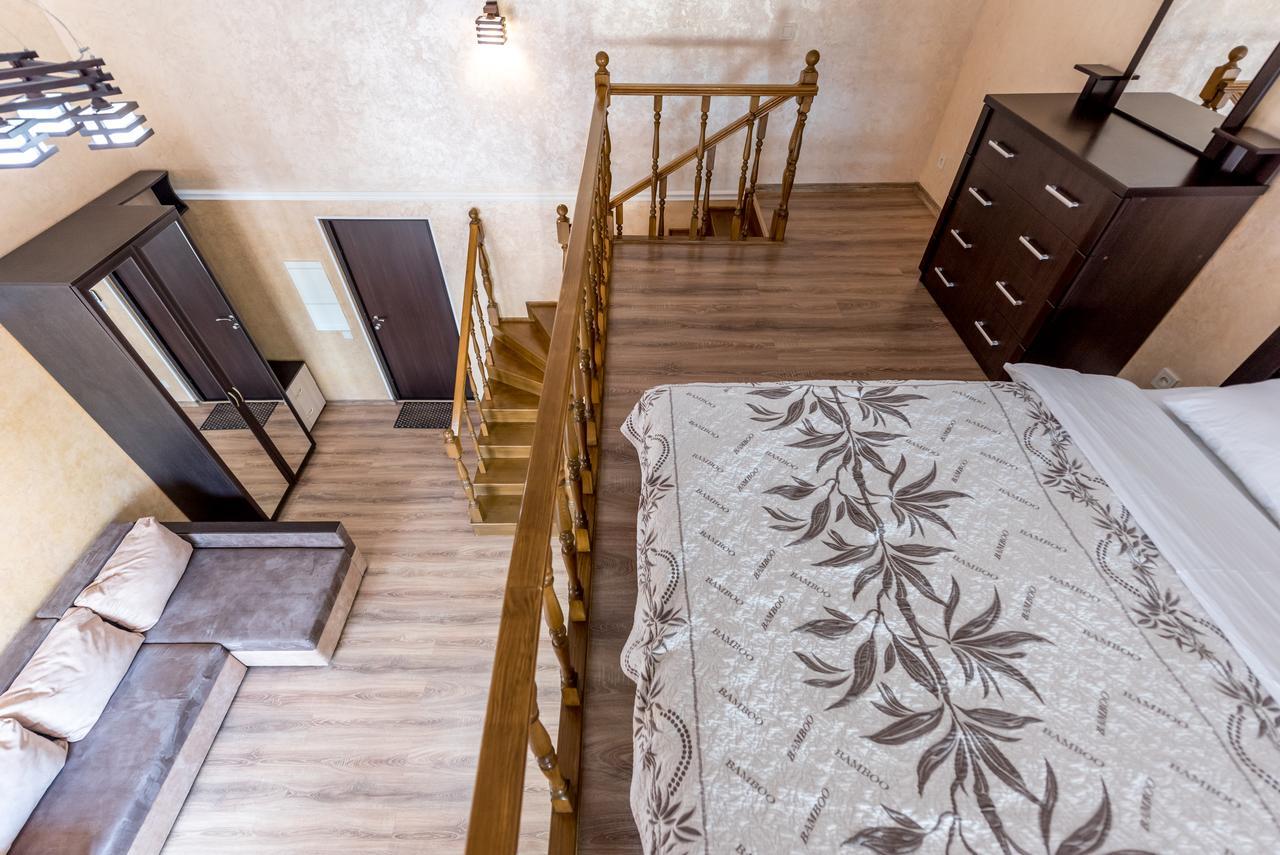 Studio Apartment In Center Of Odessa Ngoại thất bức ảnh